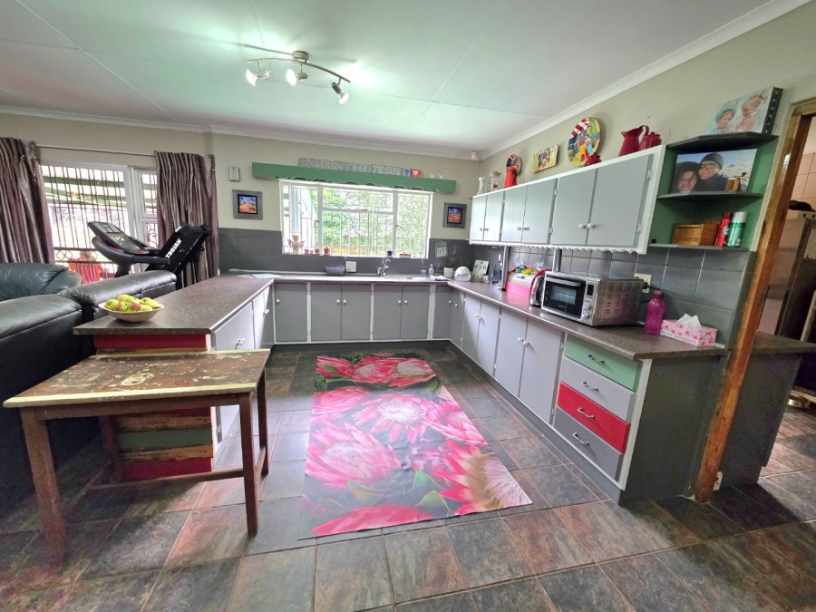 4 Bedroom Property for Sale in La Provance Free State